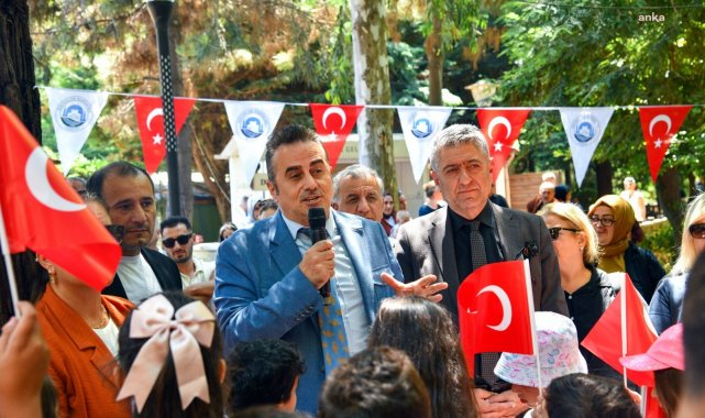 Çocuklar Ortahisar'ın karne şenliğinde doyasıya eğlendi