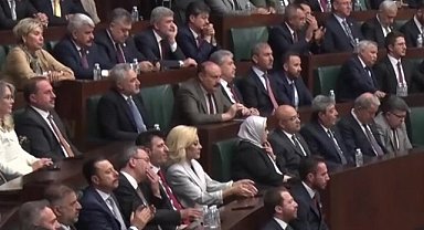 Cumhurbaşkanı Erdoğan, AK Parti Grup Toplantısından sonra TBMM'de iş insanı Leyla Alaton ile görüştü