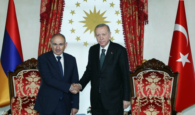 Cumhurbaşkanı Erdoğan, Ermenistan Başbakanı Nikol Paşinyan ile İstanbul'da görüştü