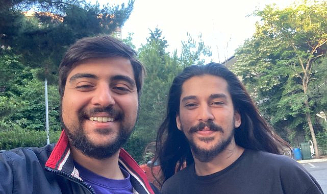 "Cumhurbaşkanına hakaret" suçundan tutuklanan sanatçı Cem Akarsu tahliye edildi