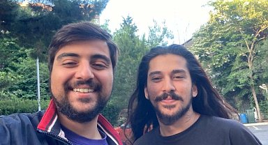 "Cumhurbaşkanına hakaret" suçundan tutuklanan sanatçı Cem Akarsu tahliye edildi