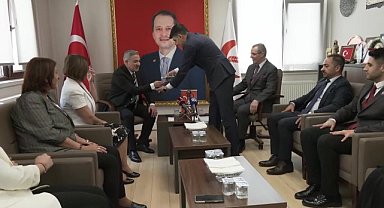 DEM Parti heyeti, Yeniden Refah Partisi'ni ziyaret etti: Süreç için destek istendi