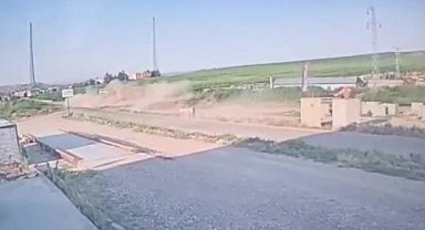 Diyarbakır'da çocuğun kullandığı otomobilin takla atması sonucu 1 çocuk öldü, 4 çocuk yaralandı 