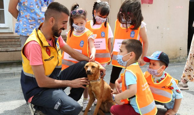 Eyüpsultanlı çocuklar, can dostlarla buluştu