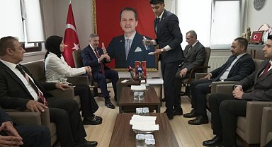 Gelecek Partisi'nden Yeniden Refah Partisi'ne bayram ziyaretinde Selçuk Özdağ: 