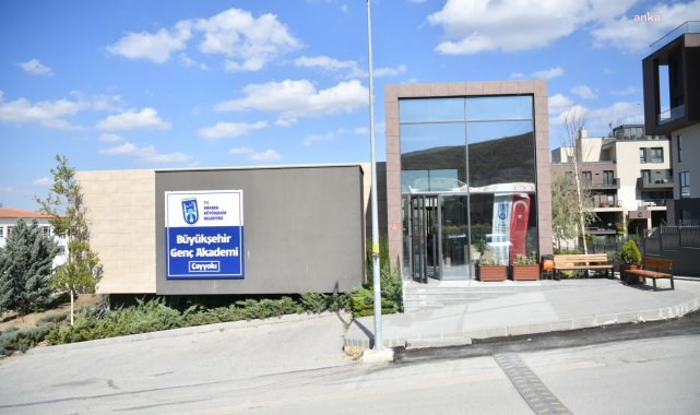 Genç Akademi Çayyolu, Başkentli öğrencilere hizmet vermeye devam ediyor