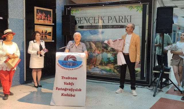 "Gölgede Kalan Işıkta Parlayan" fotoğraf sergisi Ankara Metro Sanat Galerisi'nde açıldı