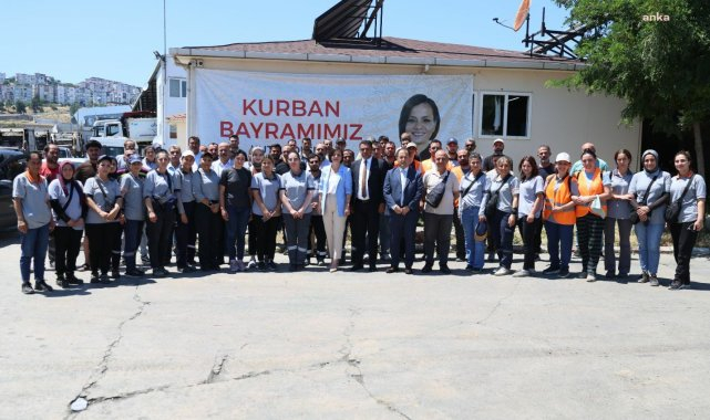 Karabağlar Belediye Başkanı Kınay personelle bayramlaştı: Birlik ve gelecek vurgusu