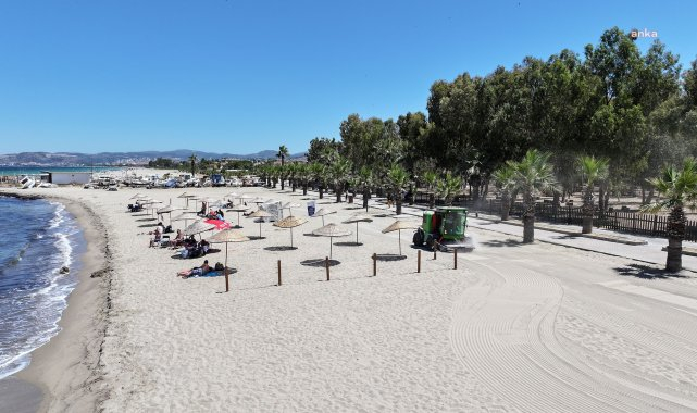 Kuşadası plajlarına yeni kum temizleme aracı