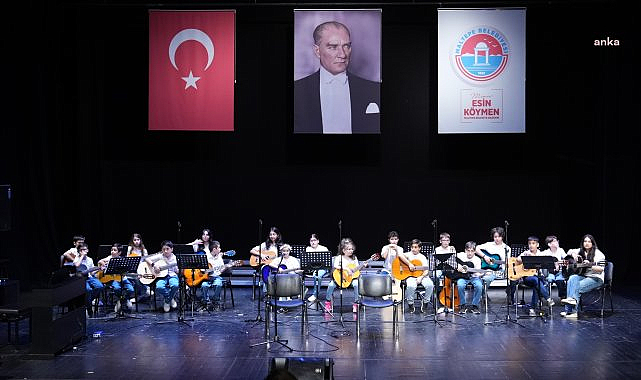 Maltepe'de geleceğin sanatçılarından yıl sonu gösterisi