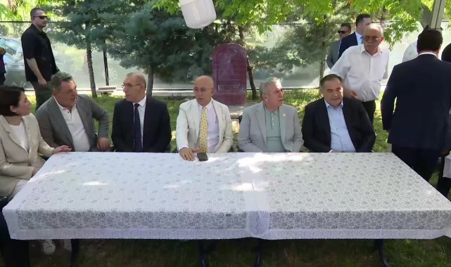 Mansur Yavaş: "Pazartesi günü Yenikent'e iki tane köprü ihalesi var. En kısa zamanda bitirmeye çalışacağız"