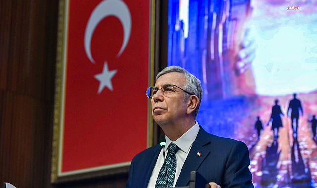 Mansur Yavaş'dan Ferdi Zeyrek için taziye mesajı: "Manisa'ya kattıkları, Cumhuriyet'e olan bağlılığı ve dürüstlüğüyle; bu ülkenin onurlu evlatlarından biriydi. Acımız büyük"