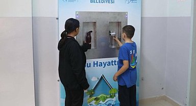 Merkezefendi Belediyesinden 15 okula 30 steril içme suyu ünitesi