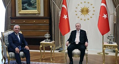 Önder Aksakal, Cumhurbaşkanı Erdoğan ile görüşmesini anlattı: "Yeni anayasa ile ilgili 42'nci ve 66'ıncı maddelerde tavizimizin olmadığını söyledik"
