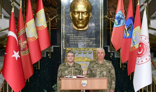 Orgeneral Bayraktaroğlu 3'üncü Ordu Komutanlığında incelemelerde bulundu