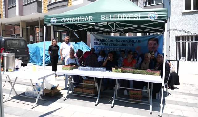 Ortahisar Belediyesi, YKS'ye giren öğrencileri ve ailelerini yalnız bırakmadı
