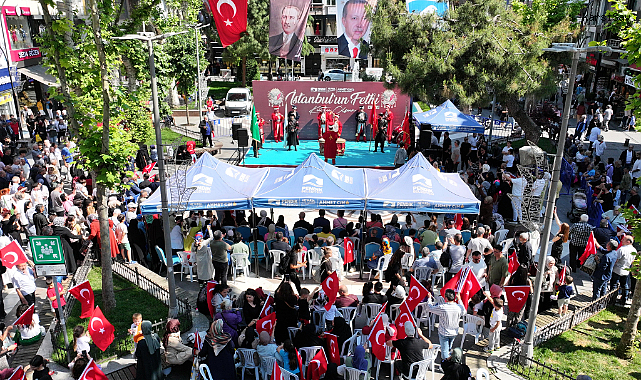 Pendik'te İstanbul'un Fethi'nin 572. Yıl Dönümü Coşkuyla Kutlandı
