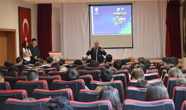 Prof. Dr. İbrahim Yüksel, TÜBİTAK Bilim Söyleşileri Kapsamında öğrencilerle Buluştu