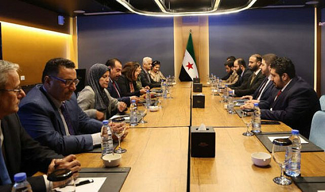 Şam yönetimi ve SDG heyeti arasında resmi bir toplantı gerçekleştirildi: 10 Mart anlaşması için alt komiteler kuruluyor