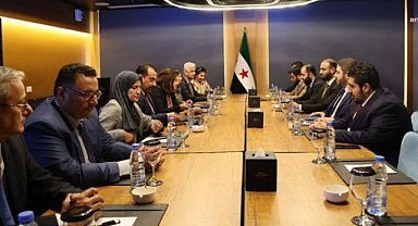 Şam yönetimi ve SDG heyeti arasında resmi bir toplantı gerçekleştirildi: 10 Mart anlaşması için alt komiteler kuruluyor 