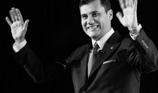 Sanatçılardan, Ferdi Zeyrek için taziye paylaşımları