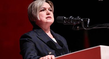 Selin Sayek Böke: "Değdiği hayatları dönüştüren bir belediye başkanını, Ferdi Zeyrek'i kaybetmenin derin üzüntüsünü yaşıyoruz"