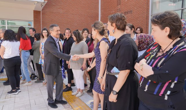 Tepebaşı Belediye Başkanı Ataç, personelle bayramlaştı