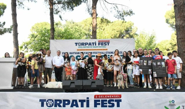 Torbalı'da "TorPatiFest" renkli görüntülere sahne oldu