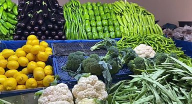 Trabzon pazar esnafı: "Vatandaşlar bize tepkili değil, fiyatlara tepkili değil, aldıkları maaşlara tepkili"