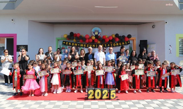 Turgutlu Belediyesi'nin Çocuk Kültür Sanat Merkezleri'nde mezuniyet coşkusu