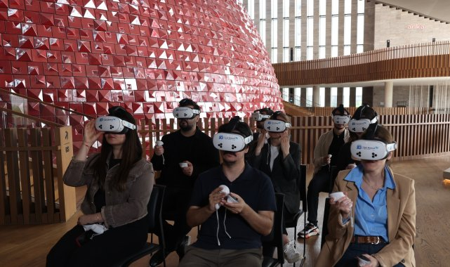 Türk Telekom'dan AKM'de 5G teknolojisiyle yenilikçi sanat deneyimi