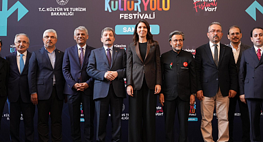 Türkiye Kültür Yolu Festivali, Samsun'da coşkulu ve renkli bir açılışla başladı