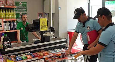 Tuzla Belediyesi Zabıta ekiplerinden marketlere denetim