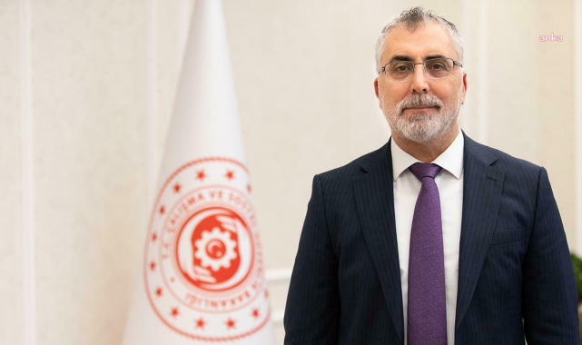 Vedat Işıkhan: Genç nüfusta da azalan işsizlik oranı 0,3 puan gerileyerek yüzde 15,4 oldu