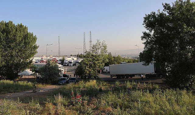 YKS sınav maratonu yarın başlıyor... Sınav evrakları, 528 şehirler arası sınav nakil aracı ile Ankara dışındaki 80 il ve KKTC/Lefkoşa'daki koordinatörlüklere ulaştırılacak