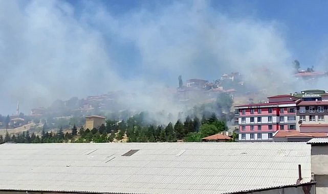 Yozgat'ta mahalle arasında çıkan yangın korkuttu
