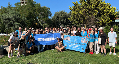 AIESEC ve Kartal Hayvanseverler Derneği Kartal'da El Ele