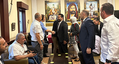 AK Parti Kartal İlçe Başkanlığı’ndan Kartal Cemevi’ne Muharrem Ayı Ziyareti