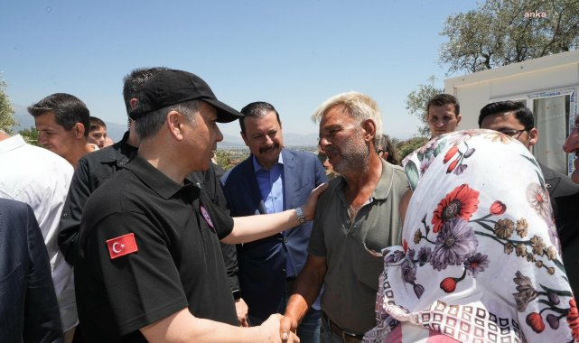 Ali Yerlikaya: Orman yangınlarında İzmir genelinde 228 konut, 13 iş yeri ve 15 ahır ağır hasarlı olarak tespit edildi
