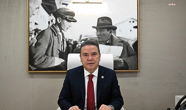 Antalya Belediye Başkanı Muhittin Böcek ile oğlu ve eski gelini hakkında gözaltı kararı