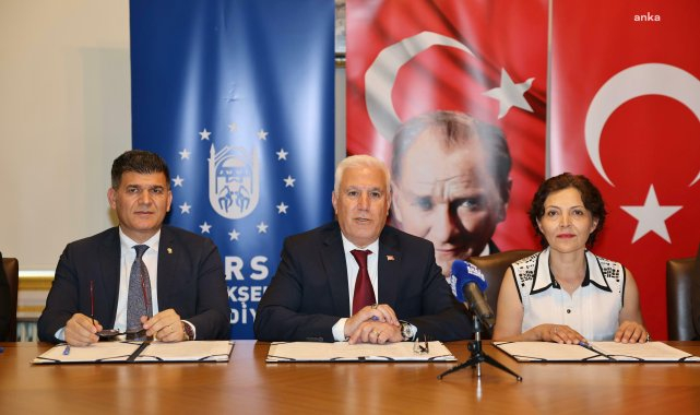Bursa Büyükşehir Belediyesi'nde toplu iş sözleşmesi imzalandı