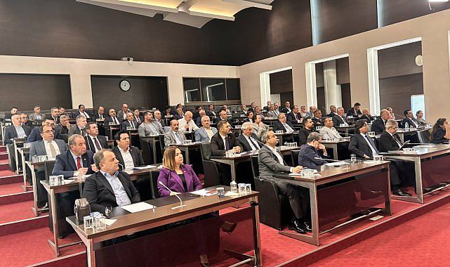 CHP'nin 81 il başkanından ortak bildiri: Örgütümüzü hedef alarak bir korku rejimi inşa etmeye çalışanlar, karşısında çelikten bir irade bulacaktır