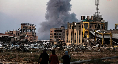 Gazze'ye yönelik İsrail saldırılarında son 24 saatte 49 Filistinli öldü