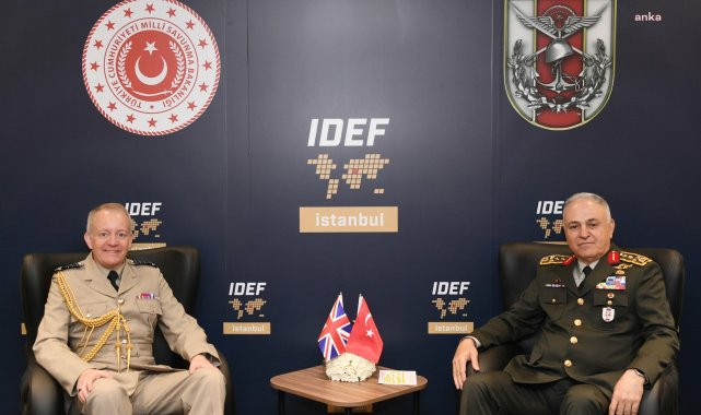 Genelkurmay Başkanı Gürak, IDEF 2025'te Macaristanlı mevkidaşı ve Birleşik Krallık HKK ile görüştü
