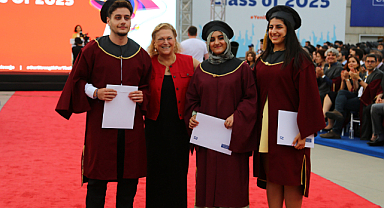 Güler Sabancı, Mezuniyet Töreninde Yeni Mezunlara Seslendi