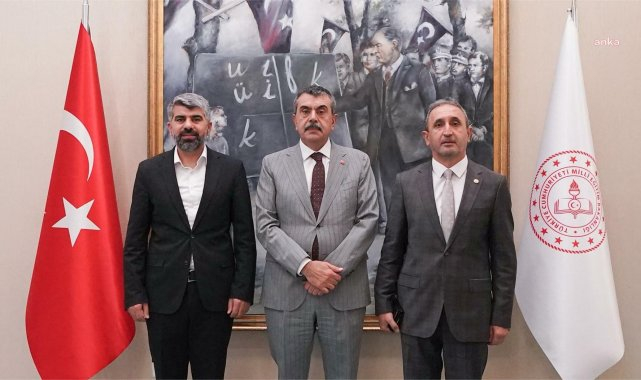 HÜDA PAR'lı vekillerden Milli Eğitim Bakanı Yusuf Tekin'e ziyaret