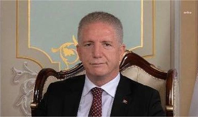 İstanbul Valisi Gül: Göstericiler arasına provokatif eylemlerde bulunanlar tespit edildi, grupların dağılması önem arz etmektedir