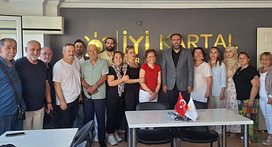Kartal Hayvanseverler Derneği’nden İYİ Parti’ye Hayırlı Olsun Ziyareti