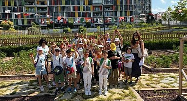 Maltepe Belediyesi Bilim ve Düşler Merkezi'nde eğitim alan öğrencilerden 'Çocuk Tarım Parkı'na ziyaret