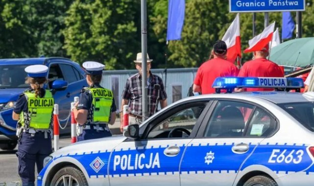 Polonya, Almanya'dan gelenlere sınır kontrolleri başlattı